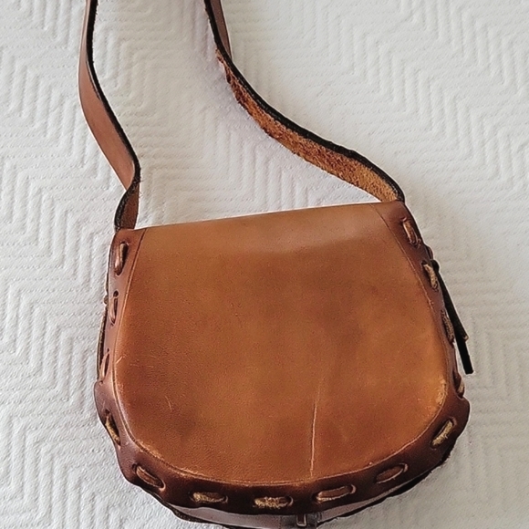 Vintage Tooled Leather Handbag - Picture 3 of 11